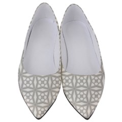 Ní Neart Go Cur Le Chéile Women s Low Heels by WensdaiAmbrose