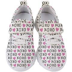 Xo Valentines Day Pattern Kids  Velcro Strap Shoes by Valentinaart