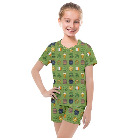 St Patricks Day Pattern Kids  Mesh Tee And Shorts Set by Valentinaart