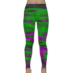 Power Squiggle Classic Yoga Leggings by 5dwizard