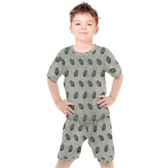 Army Green Hand Grenades Kids  Tee And Shorts Set by McCallaCoultureArmyShop