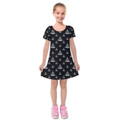 Buddhism Motif Print Pattern Design Kids  Short Sleeve Velvet Dress by dflcprintsclothing