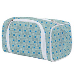 Df Shinna Dipti Toiletries Pouch by deformigo