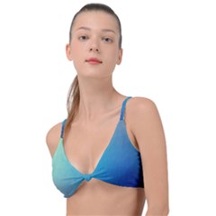 Color-bubbly Knot Up Bikini Top