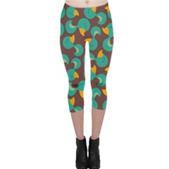 Vector-illustration-seamless-pattern-with-cartoon-duck Capri Leggings  by Wegoenart