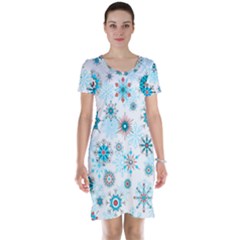 Beautifule Snowflake Decorative Pattern Seamless Short Sleeve Nightdress