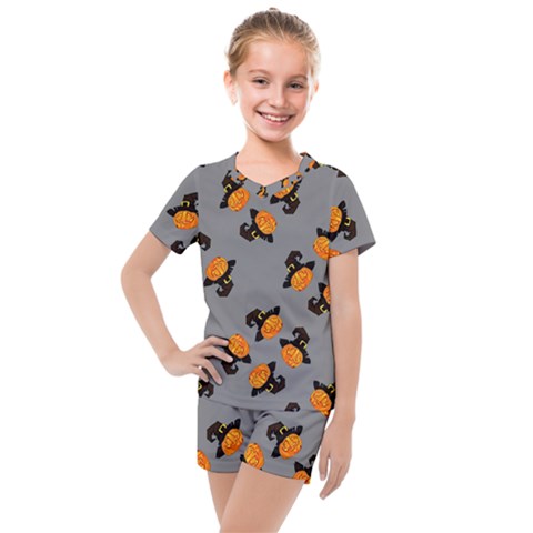 Pumpkin Heads With Hat Gray Kids  Mesh Tee And Shorts Set by TetiBright