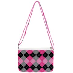 Seamless-argyle-pattern Double Gusset Crossbody Bag by Salman4z