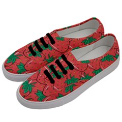 Texture Sweet Strawberry Dessert Food Summer Pattern Men s Classic Low Top Sneakers by Sarkoni