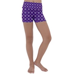 White Pentacle And Purple Pattern Kids  Lightweight Velour Yoga Shorts by cheekywitch