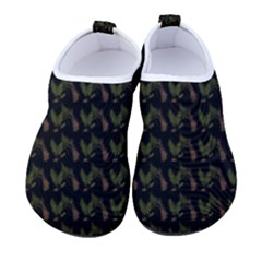 Fern Pattern 2 Black Kids  Sock-style Water Shoes by snowwhitegirl