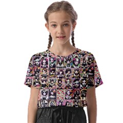 Spanish Gothic Girls Pattern Kids  Basic T-shirt