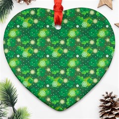 Leaf Clover Star Glitter Seamless Ornament (heart) by Pakemis