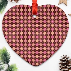 Pattern 252 Ornament (heart) by GardenOfOphir