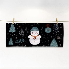 Snowman Christmas Hand Towel by Vaneshop